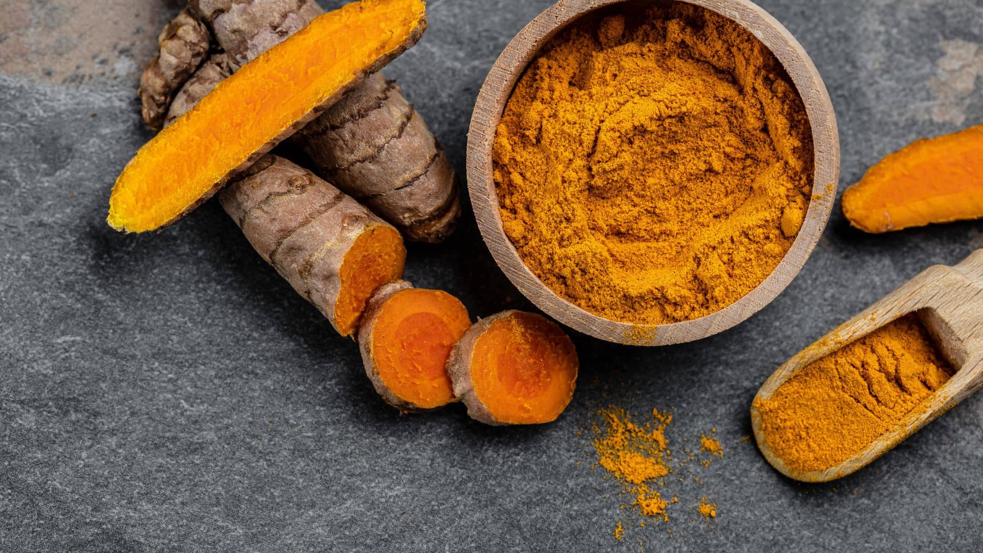 Turmeric vs Curcumin: What’s the Difference?